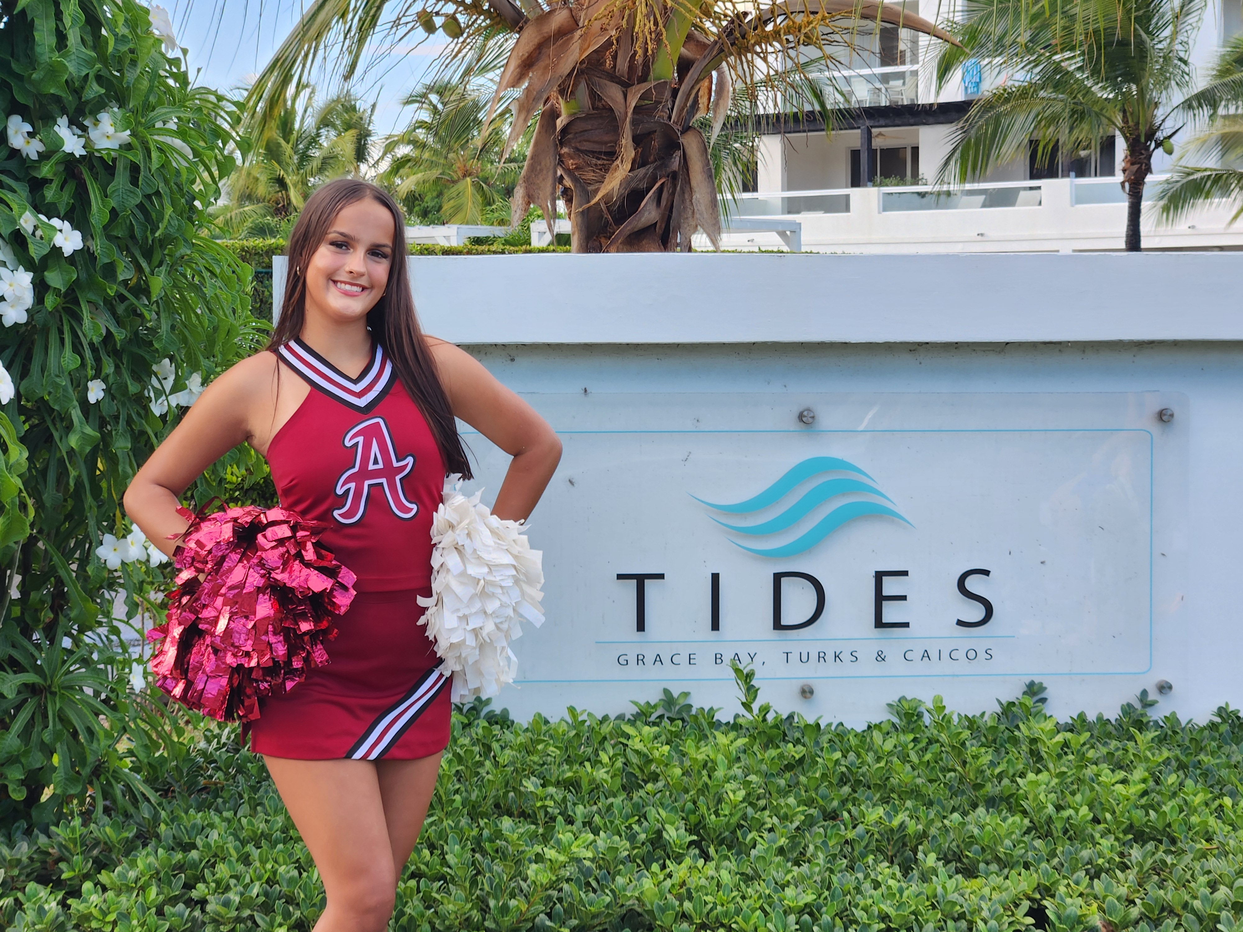 Guest photo shoot at The Tides sign